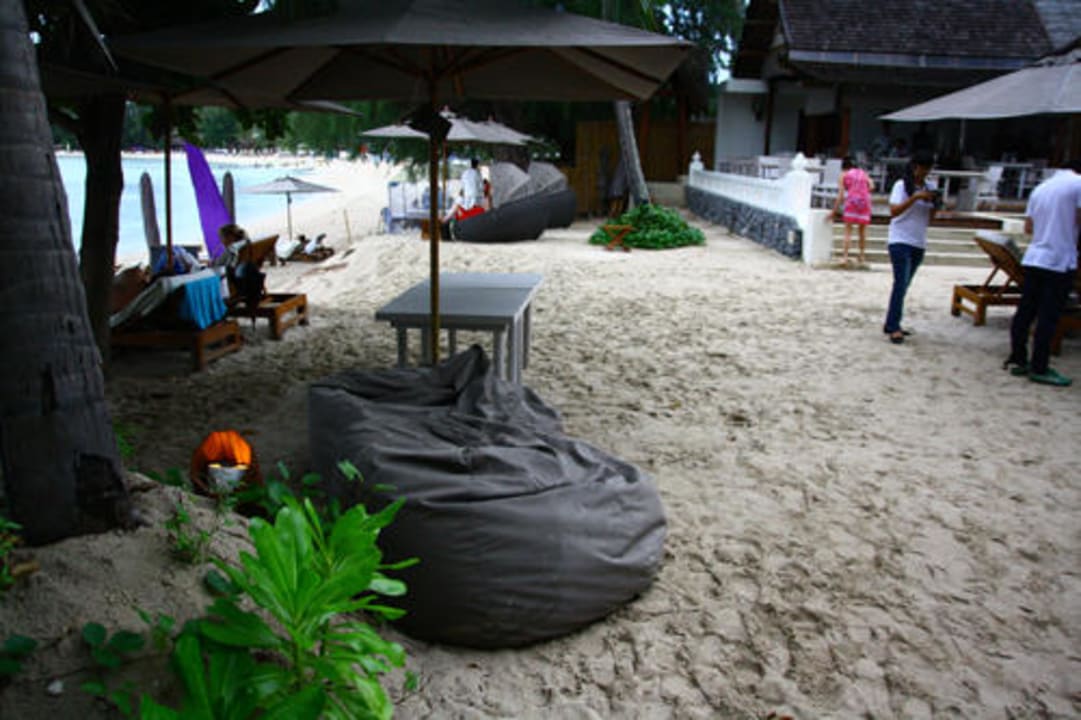 Einzige verbleibende Sitze nach Abbsperrung SALA Samui Choengmon Beach Resort