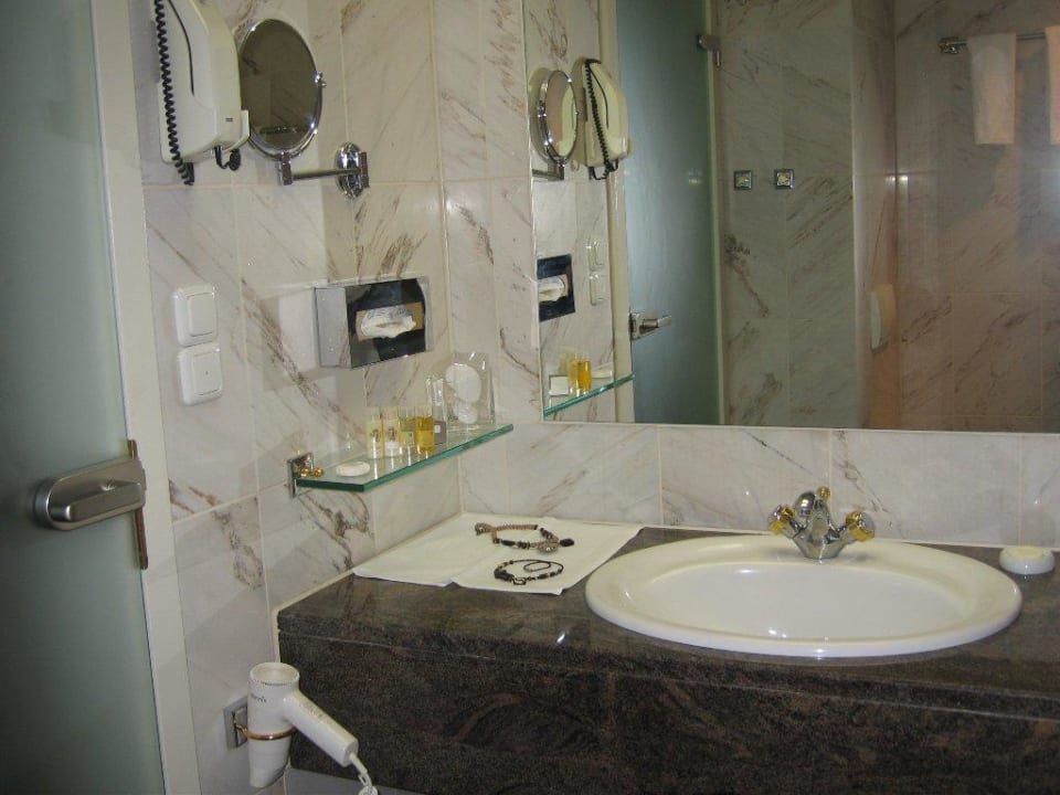 Badezimmer Hotel Palace Berlin