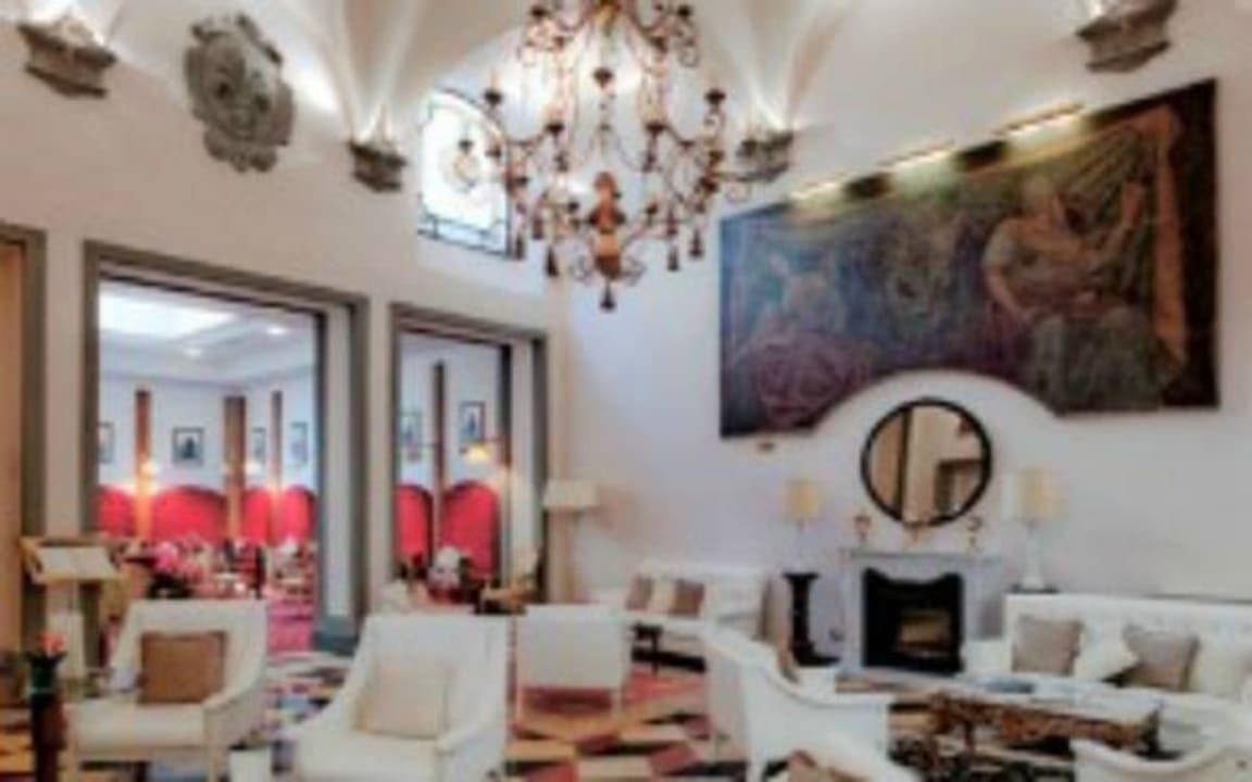 Lobby Golden Tower Hotel