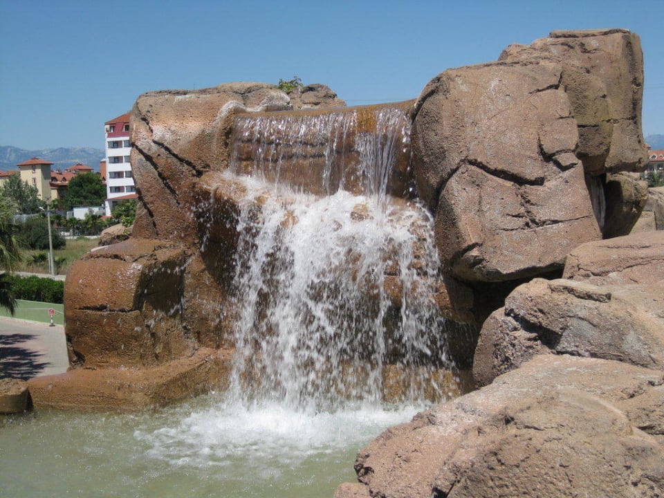 Wasserfall VONRESORT Golden Beach