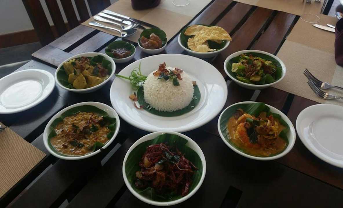 Gastro Palmera Eco Resorts Nilaveli