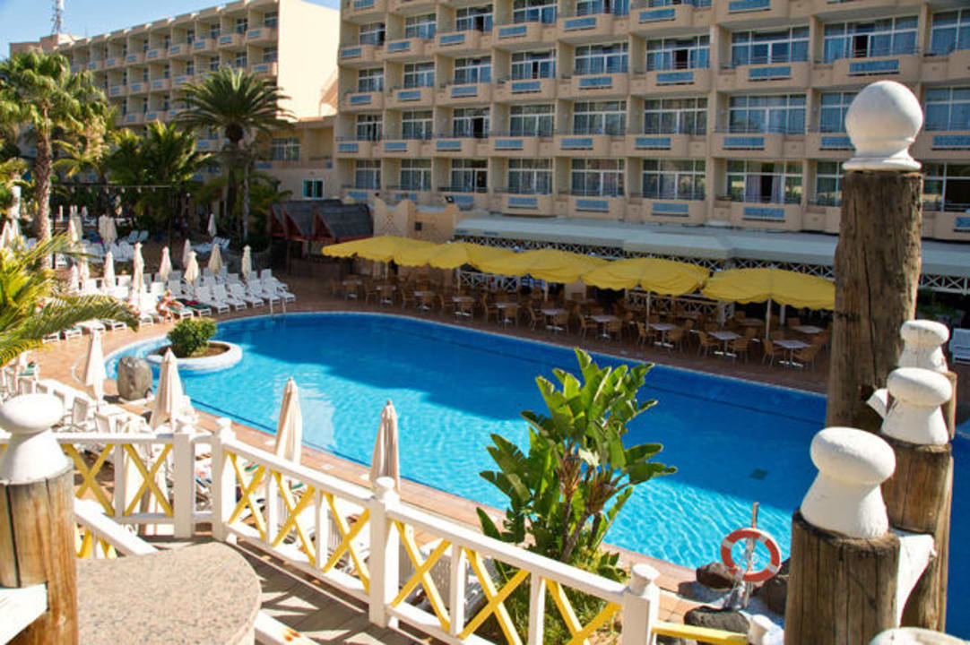 Pool und Taverne Abora Catarina by Lopesan Hotels