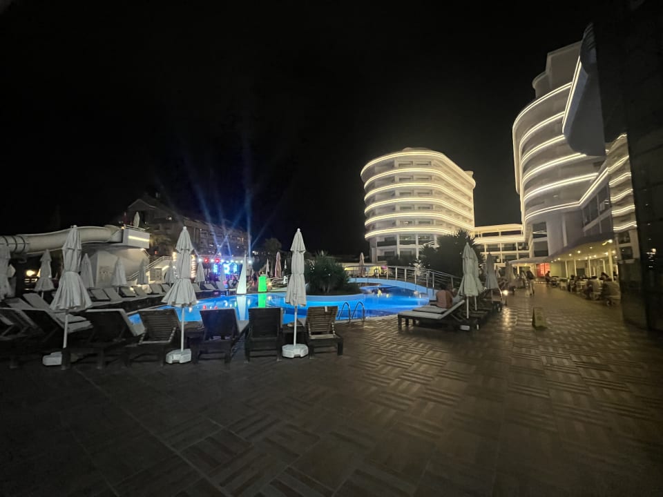 Außenansicht Laguna Beach Alya Resort & Spa Hotel