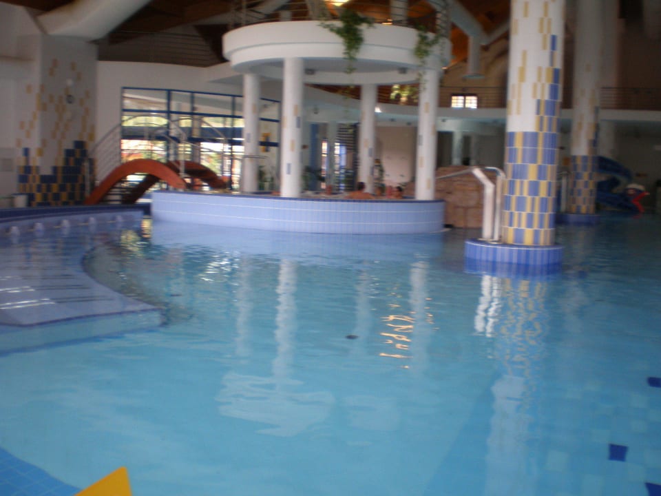 Najkrajší bazén Wellness Hotel Patince