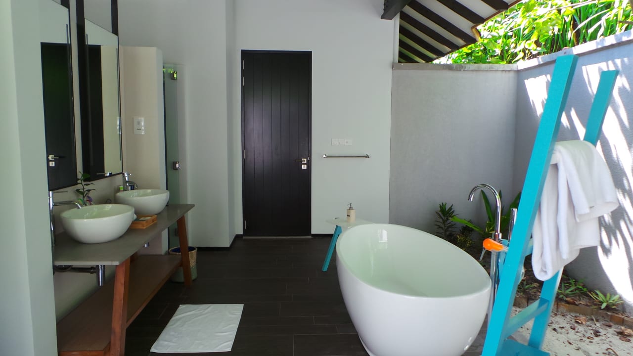 Zimmer NH Collection Maldives Havodda Resort