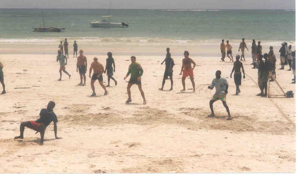 Fußball am Strand Neptune Paradise Beach Resort & Spa