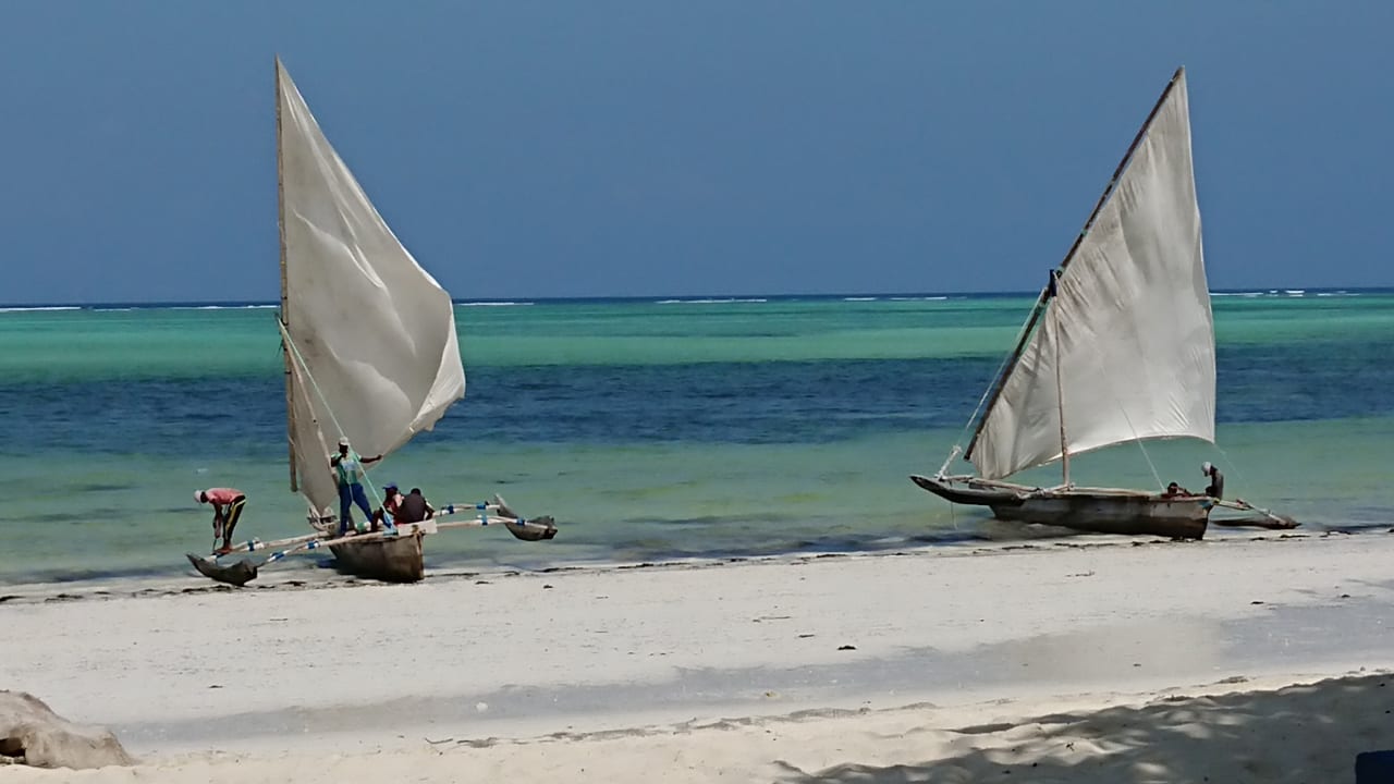 Strand Neptune Pwani Beach Resort & Spa
