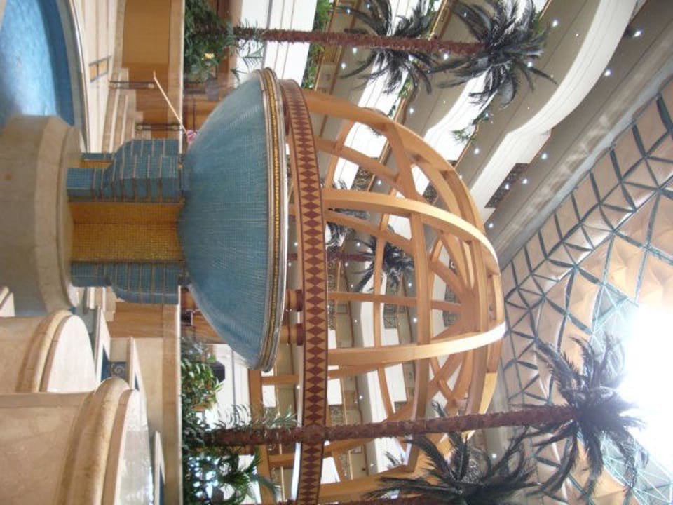 Hotellobby Mövenpick Grand Al Bustan Dubai