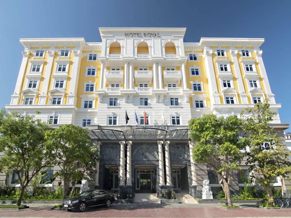 Main Entrance Hotel Royal Hoi An - MGallery Collection