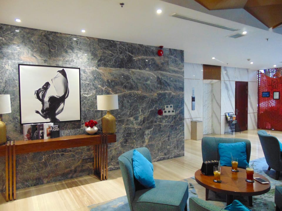 Lobby D' Lecia Ha Long Hotel