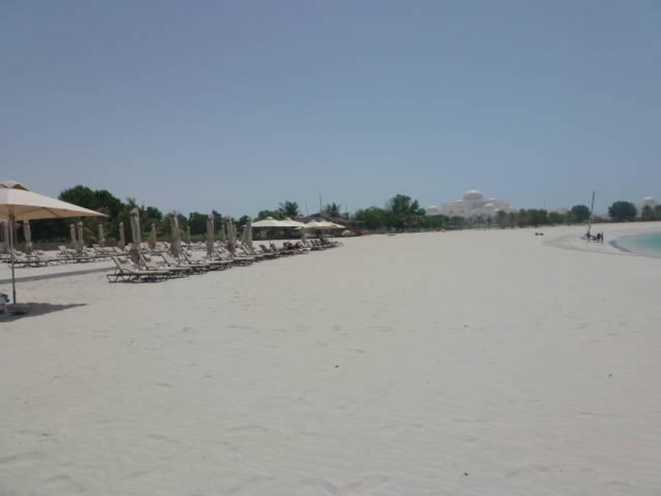 Strand Emirates Palace Mandarin Oriental