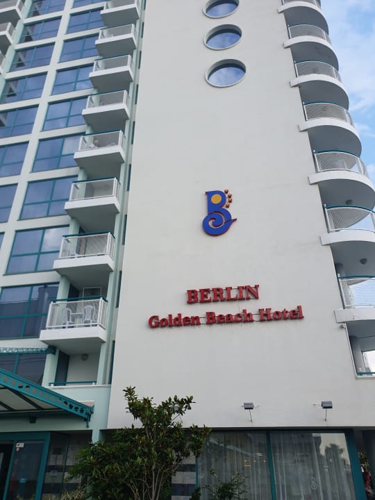 Außenansicht Berlin Golden Beach