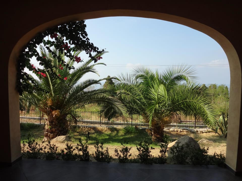 Ausblick von der Terrasse Hotel Cannamele Resort