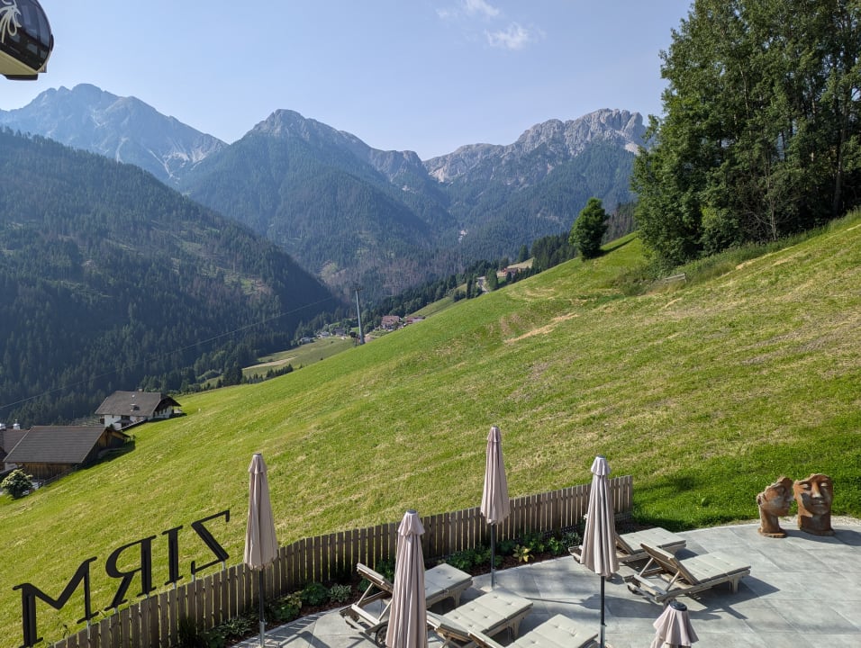 Ausblick Berghotel Zirm