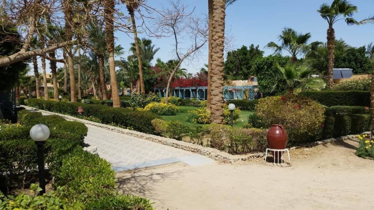 Teil der Anlage alles im romant. ägyptischen Stil  Giftun Azur Resort