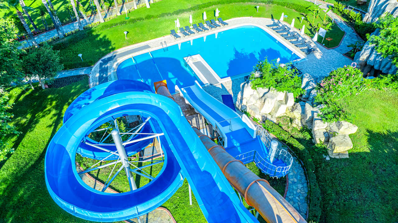 Pool Le Jardin Resort