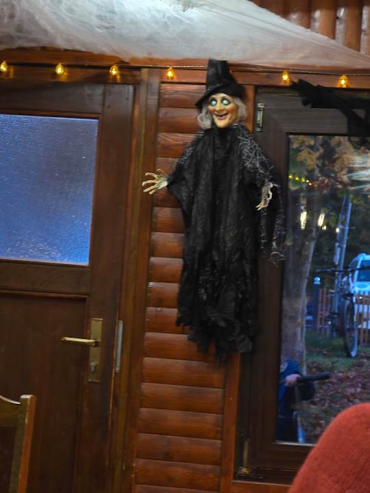 Sonstiges Zündstoff-City Western-Motel