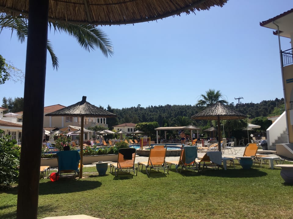 Pool Hotel Chrousso Village