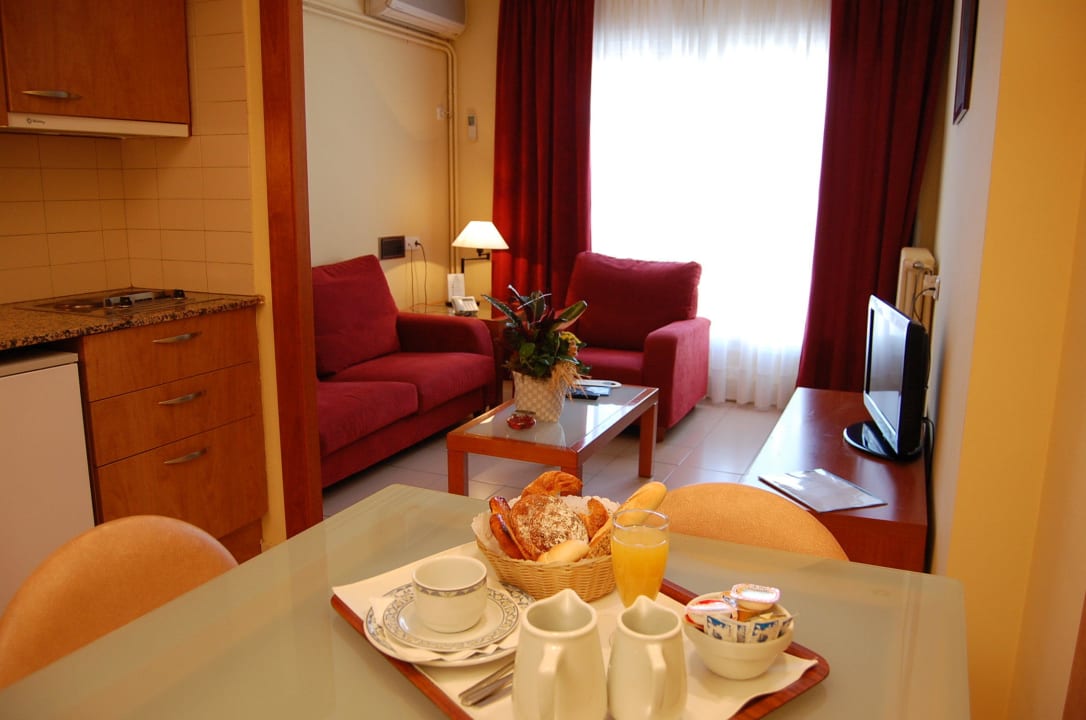 Salon Habitacion Hotel Bertran Apartment