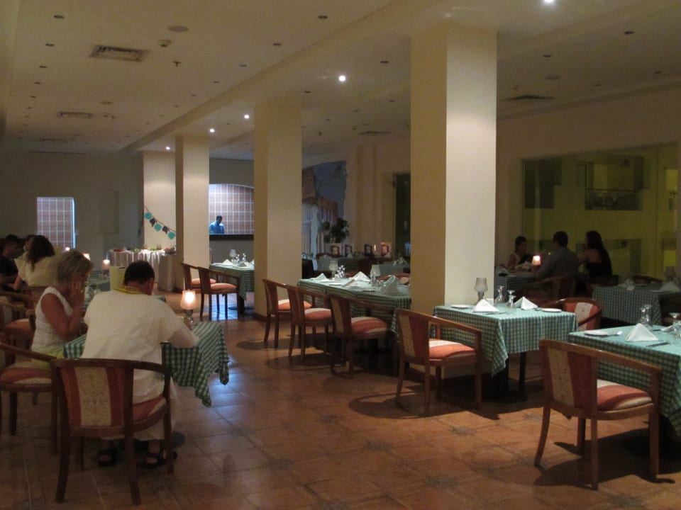 Итальянский ресторан Imperial Shams Abu Soma