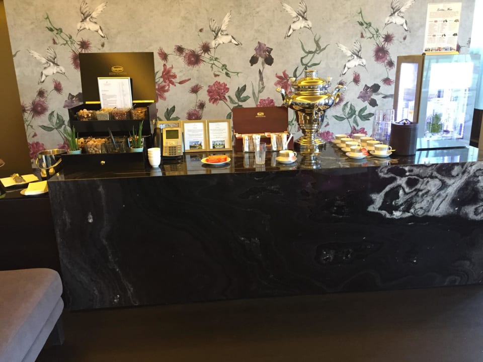 Teebar Falkensteiner Schlosshotel Velden