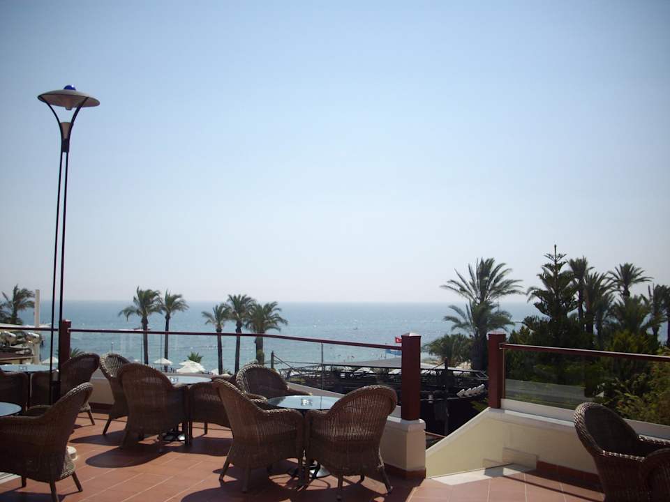 Ausenanlage herrlich nach Essen Kaffee trinken PALOMA Perissia