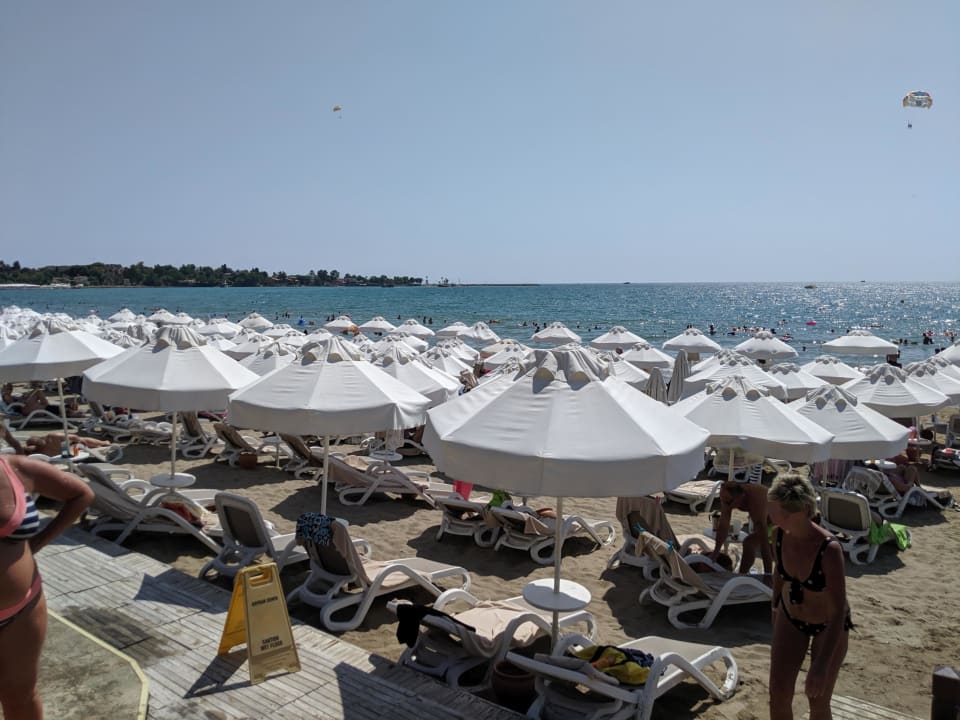 Strand Side Star Beach