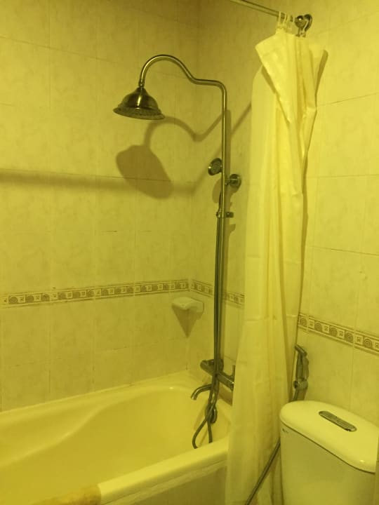 Zimmer Puri Saron Baruna Beach Cottages