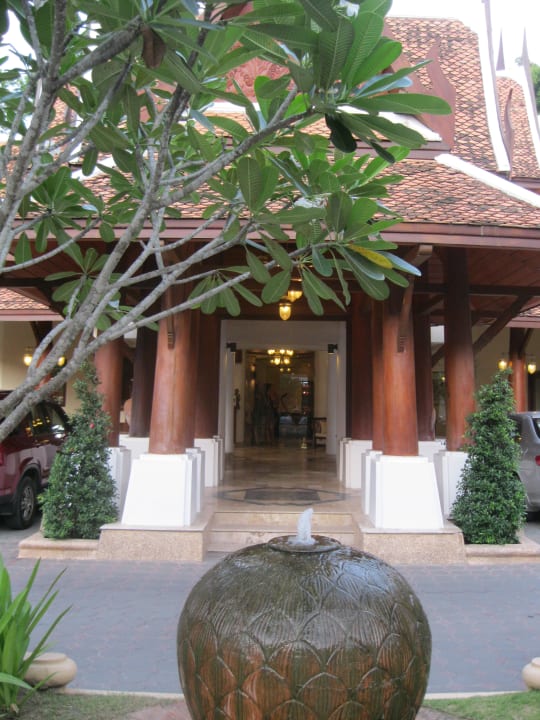 Eingang vom Hotel Anavana Beach Resort