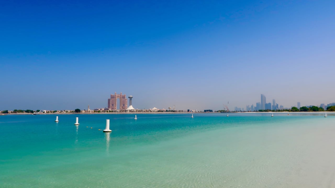 Strand Emirates Palace Mandarin Oriental