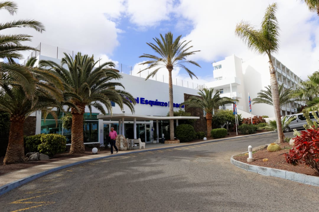 Haupteingang des Hotels allsun App.-Hotel Esquinzo Beach