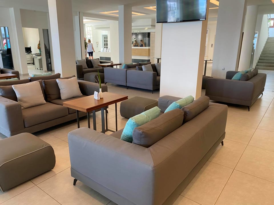 Lobby Acharavi Beach Hotel