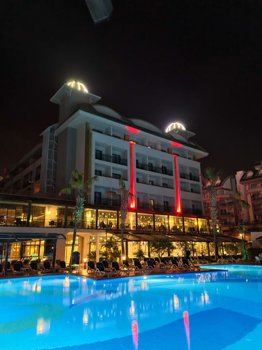 Außenansicht Aydinbey Kings Palace & Spa