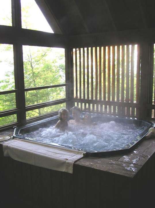 privater Whirlpool im Oak Haven Resort, Sevierville Hotel Oak Haven Resort