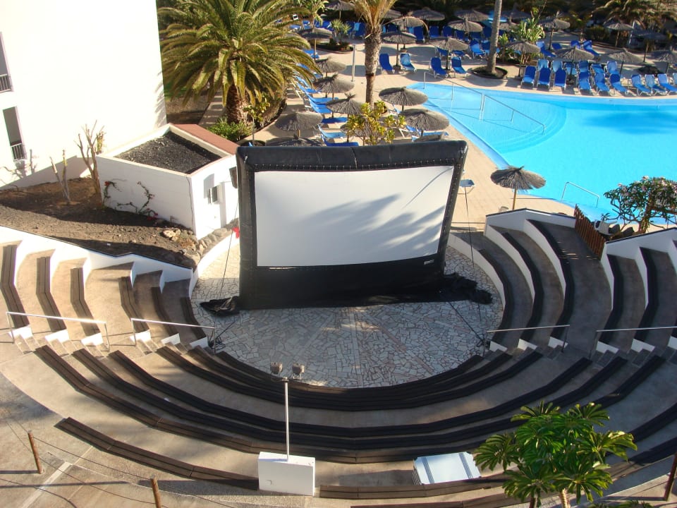 Blick von der Dachterrasse allsun App.-Hotel Esquinzo Beach