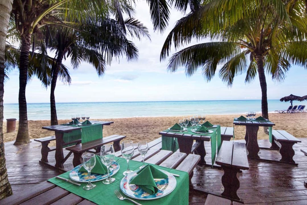 Strand Memories Caribe Beach Resort