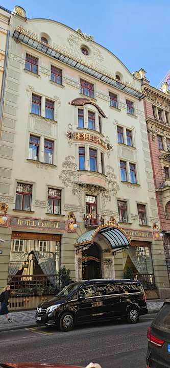 Außenansicht K+K Hotel Central