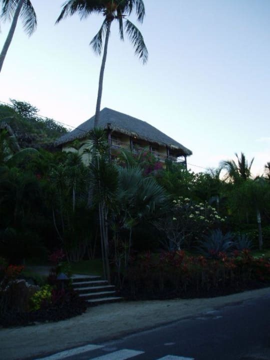 Gebäude der Oceanview Rooms Hotel Le Maitai Polynesia