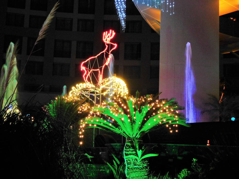 Licht u. Wasserspiele Fame Residence Lara & Spa