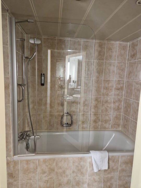 Zimmer Mövenpick Hotel Nürnberg Airport