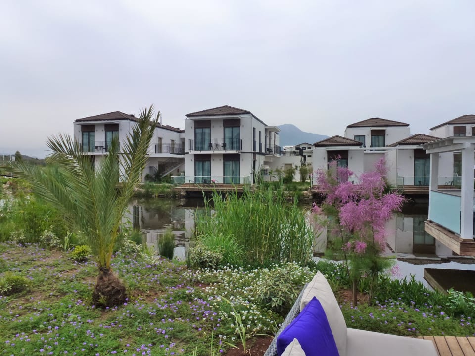 Blick auf die Nebengebäubde Jiva Beach Resort