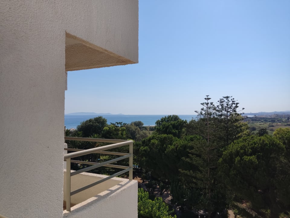 Zimmer Apollonia Beach Resort & Spa