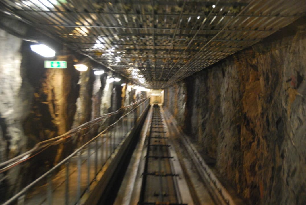 Liftschacht Hostel Liljeholmens Stadshotell