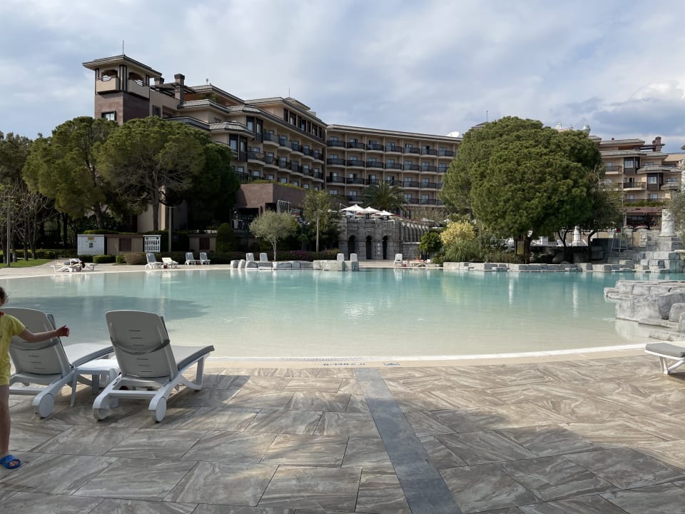 Pool Xanadu Resort Hotel