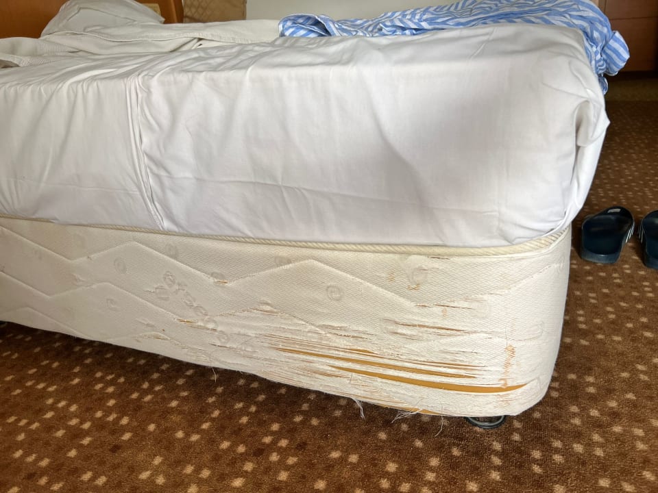 Zimmer Hotel The Holiday Resort