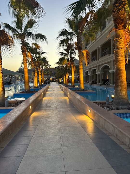 Außenansicht Titanic Royal