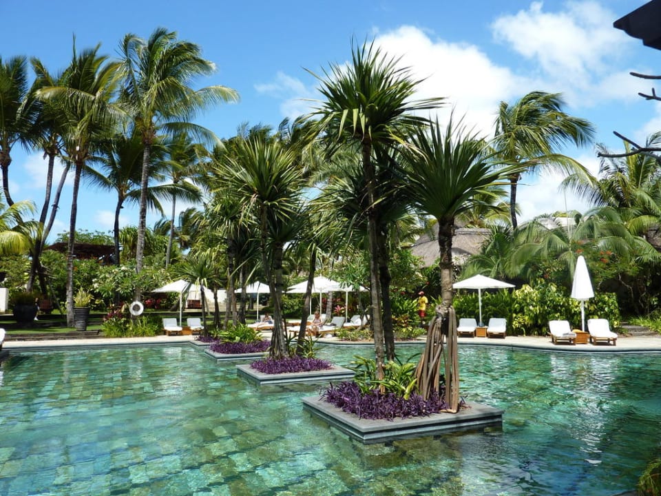 Quiet Pool Frangipani Island Shangri-La Le Touessrok Mauritius