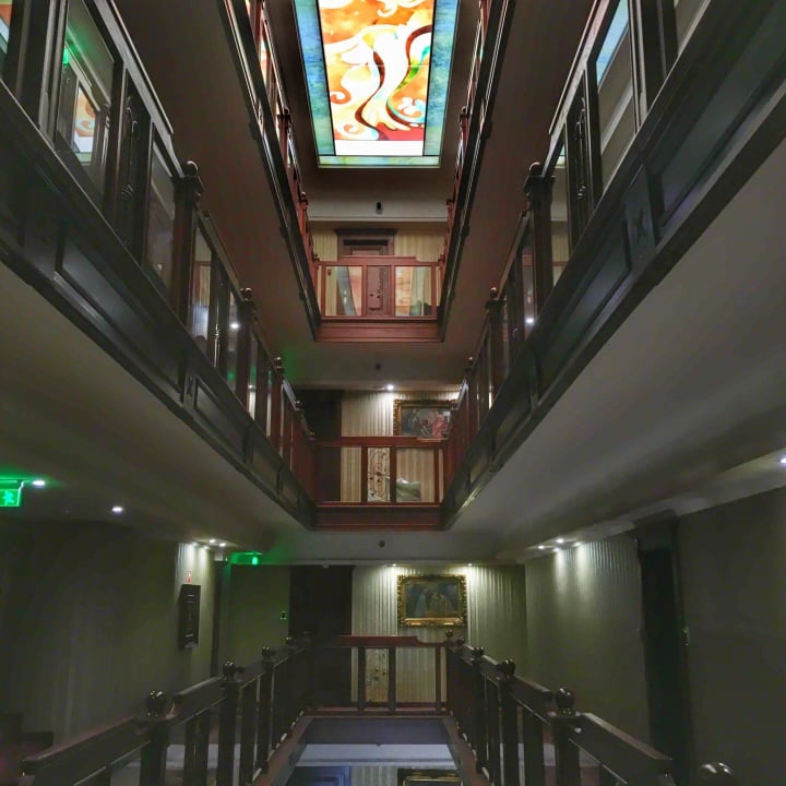 Lobby Hotel Óbester