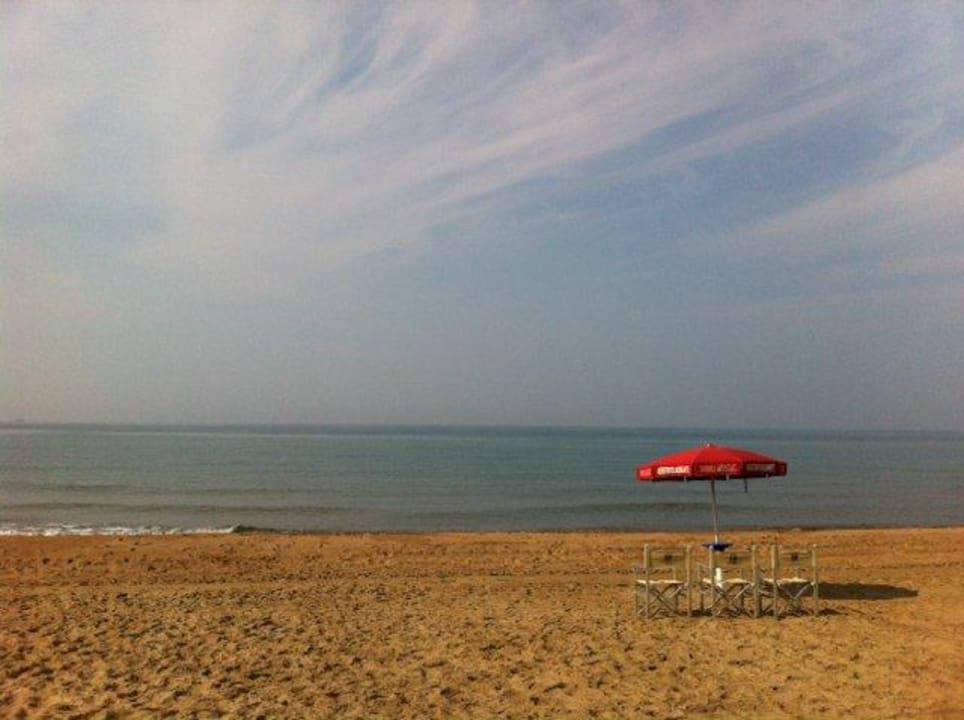 Traumhafter Strand Hotel Oasi Di Kufra