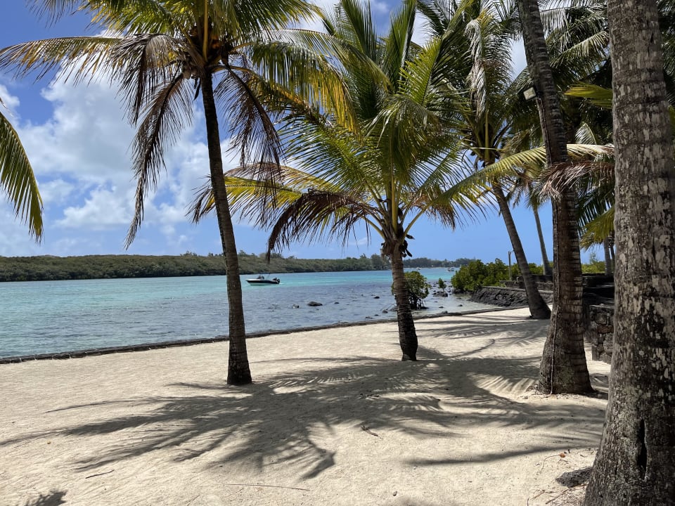 Strand Shandrani Beachcomber Resort & Spa
